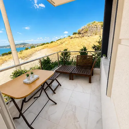 Luxury 2 1 With A Unique View In The Center Of Apartman